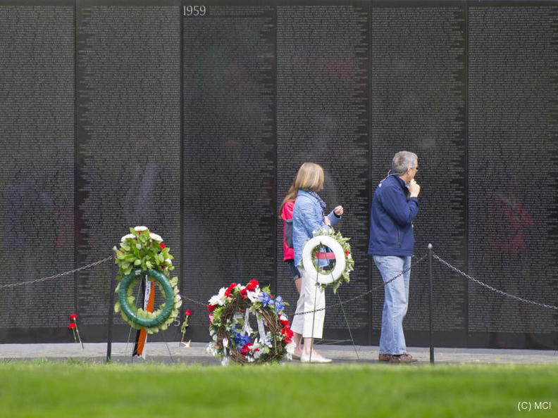 2012-04-01-Washington-Memorial-Vietnam-018-A.JPG